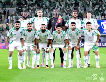 كيسيه والغنام يكتبان التاريخ في فوز الأهلي وتعادل النصر