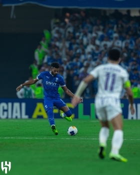 الهلال ضد العين