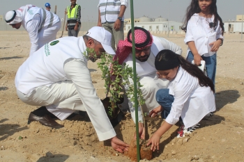 بالصور.. انطلاق "موسم التشجير" السنوي في الشرقية