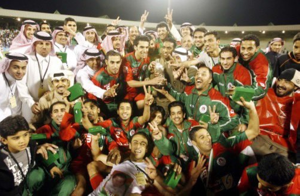الاتفاق كعبه عالي على الأندية الكويتية