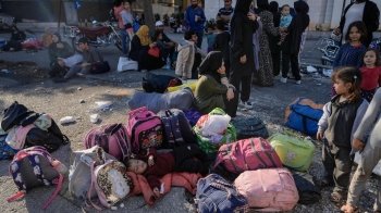 أعداد كبيرة تنزح من لبنان بسبب العدوان الإسرائيلي - ABC