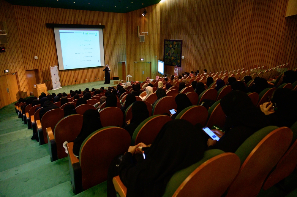 الملتقى المهني بجامعة المؤسس يختتم فعالياته بحضور يتجاوز الـ 9,000 زائر