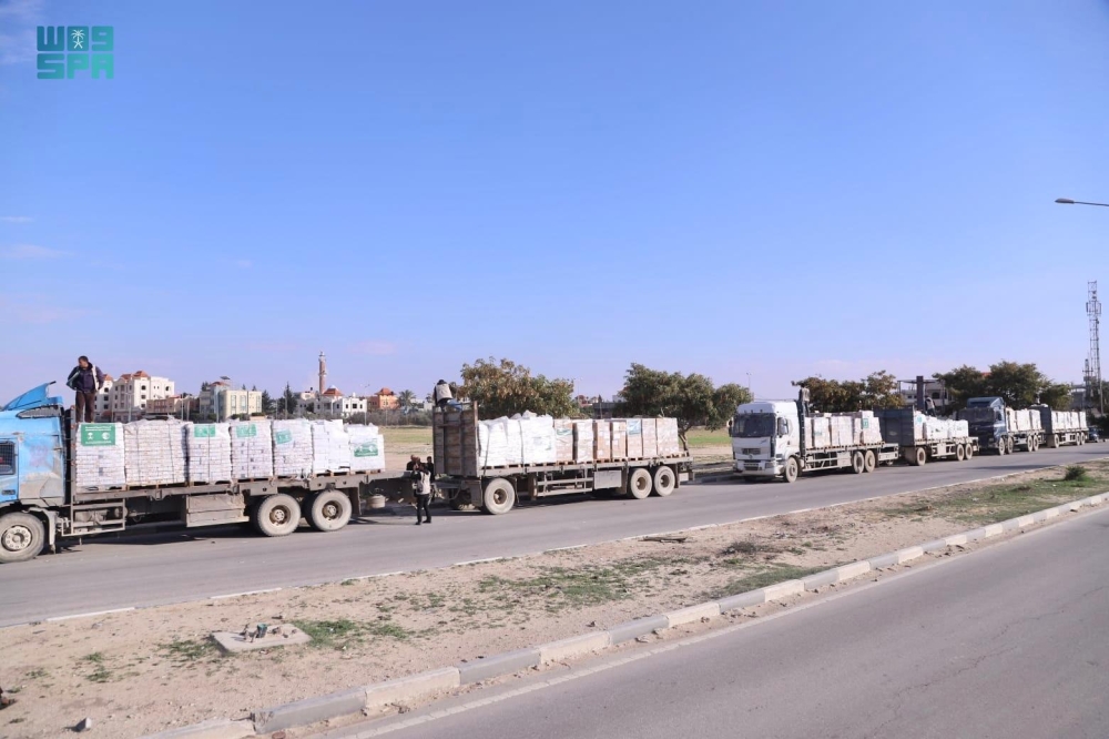 صور | وصول قوافل إغاثية سعودية جديدة إلى جنوب قطاع غزة