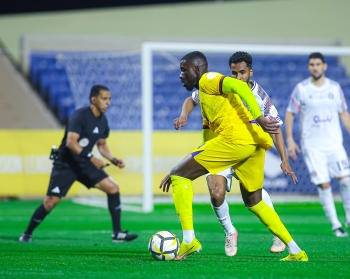 دوري يلو.. ريمونتادا قاتلة للعربي والعدالة على الجبيل والحزم