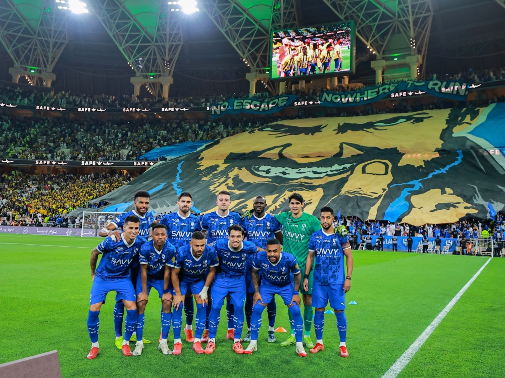 الهلال.. تراجع واضح 