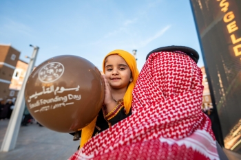 بالبالونات والزي التراثي.. فعاليات بوليفارد وورد في يوم التأسيس