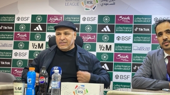 نور الدين بن زكري مدرب الخلود: الهلال قادر على الفوز علينا بالبدلاء