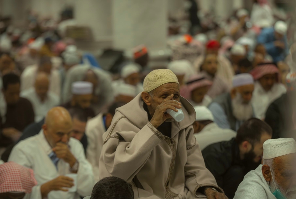 سُفر إفطار الصائمين في المسجد النبوي - إكس الهيئة