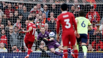 محمد صلاح يقود ليفربول لعبور ساوثهامبتون في الدوري الإنجليزي