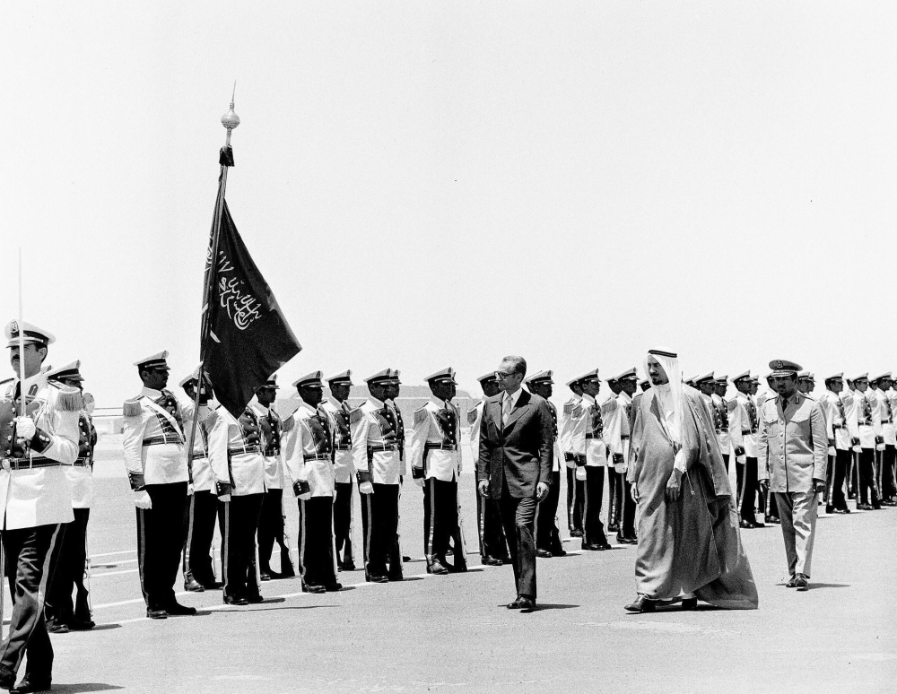 قصة تطور العلم من إمارة الدرعية إلى العهد السعودي الزاهر - اليوم