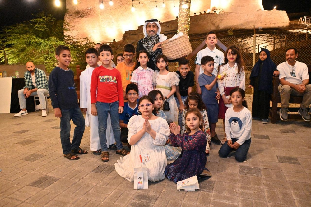 مبادرة “فرحة العيد” بالقطيف تحظى بتفاعل واسع - اليوم 