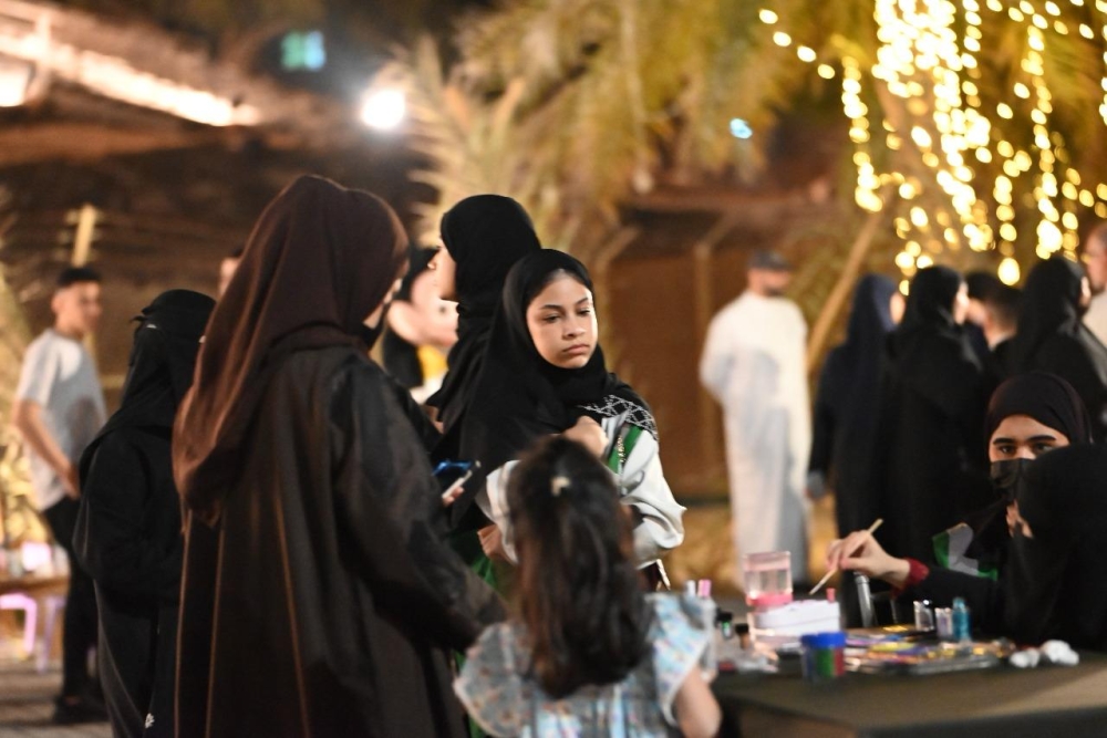 مبادرة “فرحة العيد” بالقطيف تحظى بتفاعل واسع - اليوم 