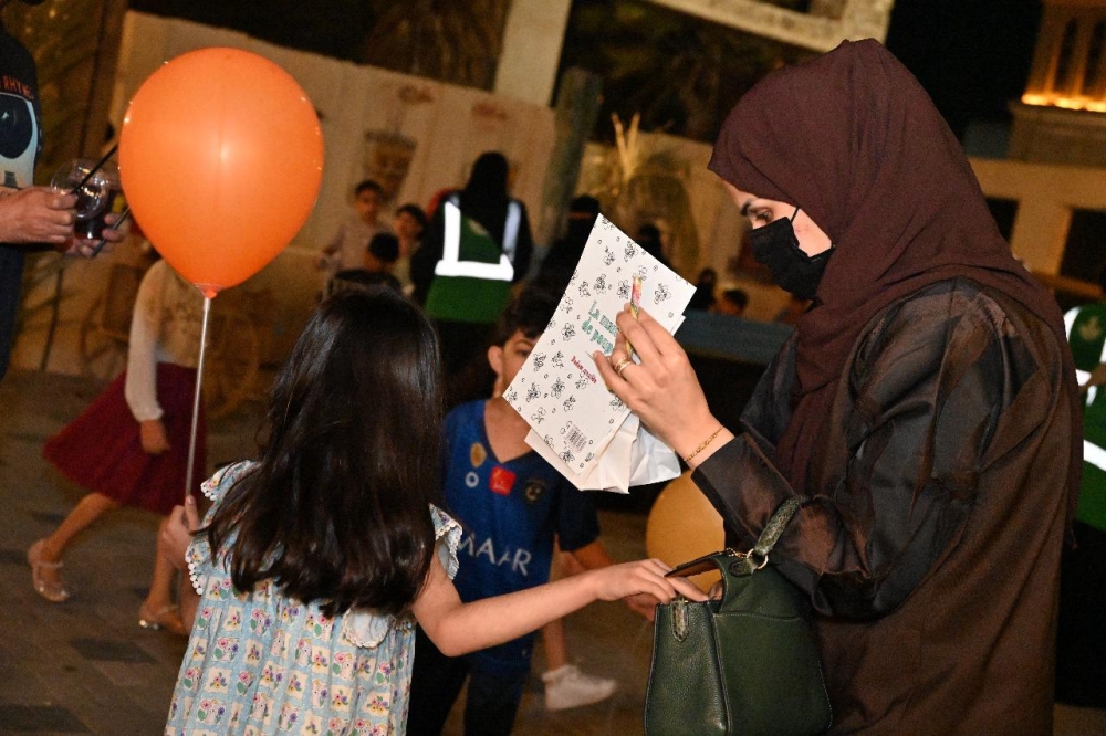 مبادرة “فرحة العيد” بالقطيف تحظى بتفاعل واسع - اليوم 