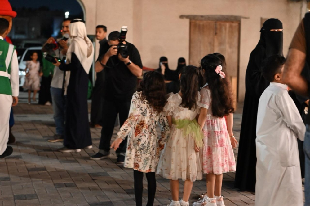 مبادرة “فرحة العيد” بالقطيف تحظى بتفاعل واسع - اليوم 
