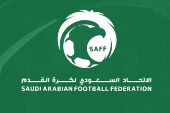 اتحاد الكرة يحدد 25 لاعبًا بالقائمة و8 لاعبين أجانب لأندية روشن
