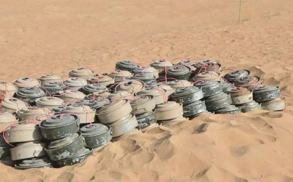 الرئيس اليمني يثمن قرار المملكة تمديد مشروع مسام لنزع الألغام