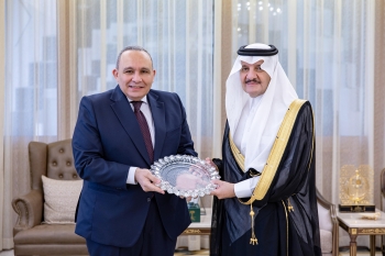 أمير الشرقية يستقبل القنصل بسفارة مصر لدى المملكة - اليوم