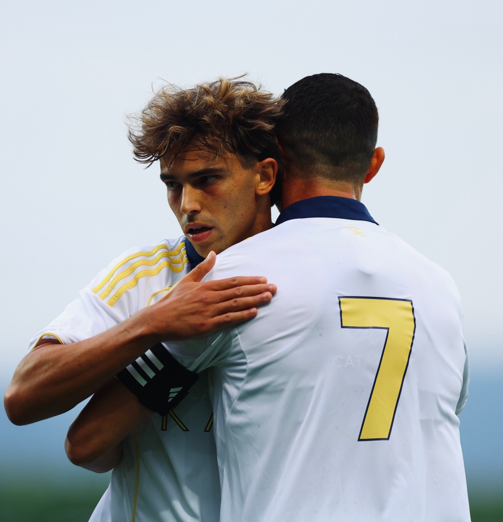 النصر يتجاوز تولوز الفرنسي بثنائية