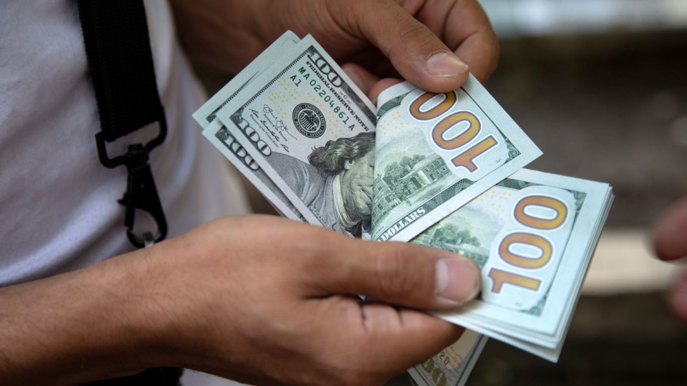 استقرار سعر الدولار مقابل الجنيه اليوم الأربعاء في البنوك المصرية