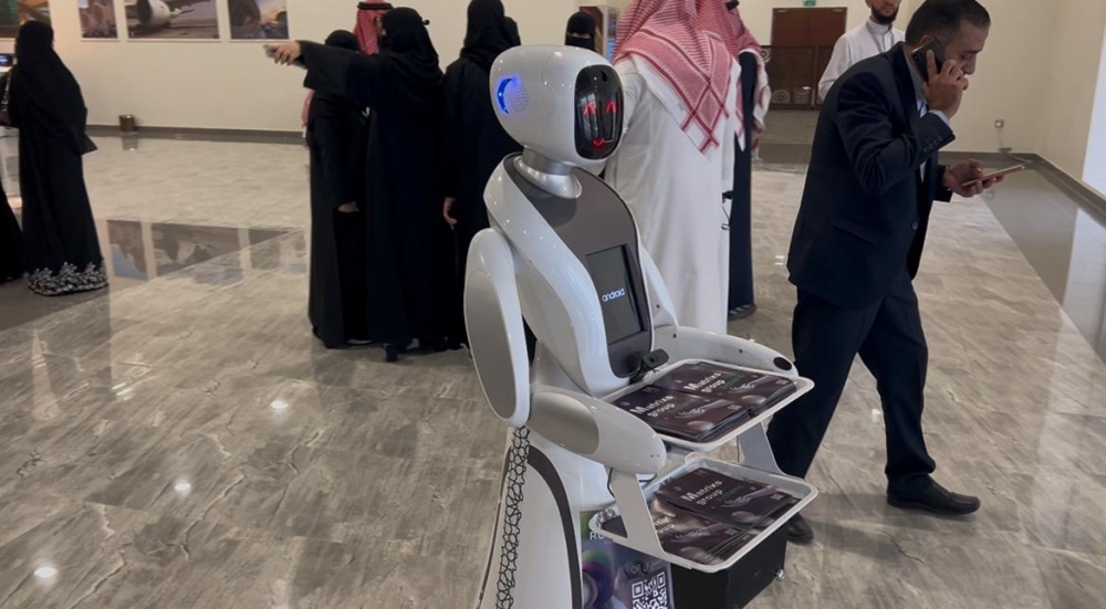 الروبوت في جامعة جدة يمثل ثمرة جهود بحثية وتدريبية