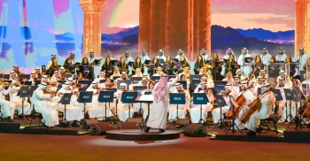 22 يناير.. روائع الأوركسترا السعودية تُعزف بين صخور ومرايا العًلا