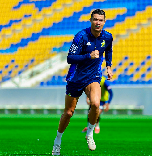 عاجل .. رونالدو ينتظم بتدريبات النصر قبل مواجهة الاتحاد