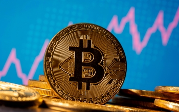 البيتكوين تقود خسائر العملات المشفرة والسوق يفقد 467.6 مليار دولار منذ 29 يناير الماضي - متداولة