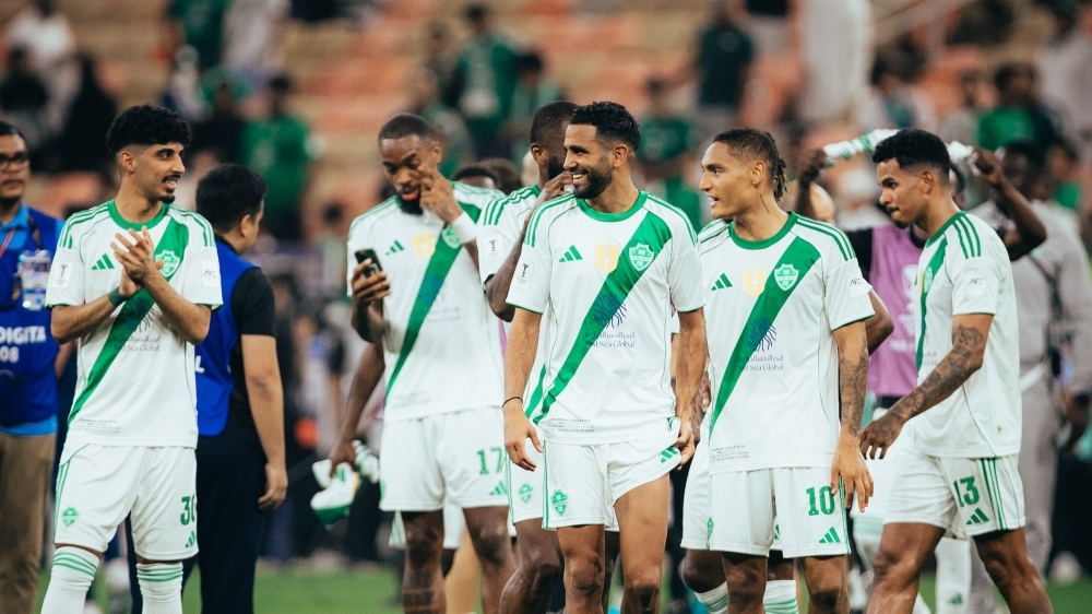 بالأسماء.. الأهلي يوافق على رحيل ثنائي أجنبي نهاية الموسم