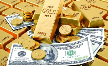 الذهب يواصل التراجع وسط مخاوف التضخم ورفع أسعار الفائدة الأمريكية