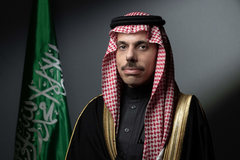 وزير الخارجية يبحث المستجدات الإقليمية مع نظيره البرتغالي