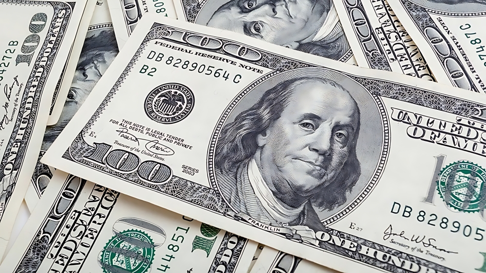 تباين سعر الدولار اليوم الأربعاء مقابل الجنيه في البنوك المصرية