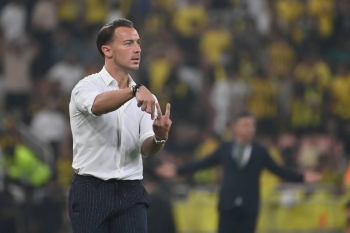 عاجل .. الأهلي يفاوض مدرب برتغالي بعد استقالة ماتياس يايسله