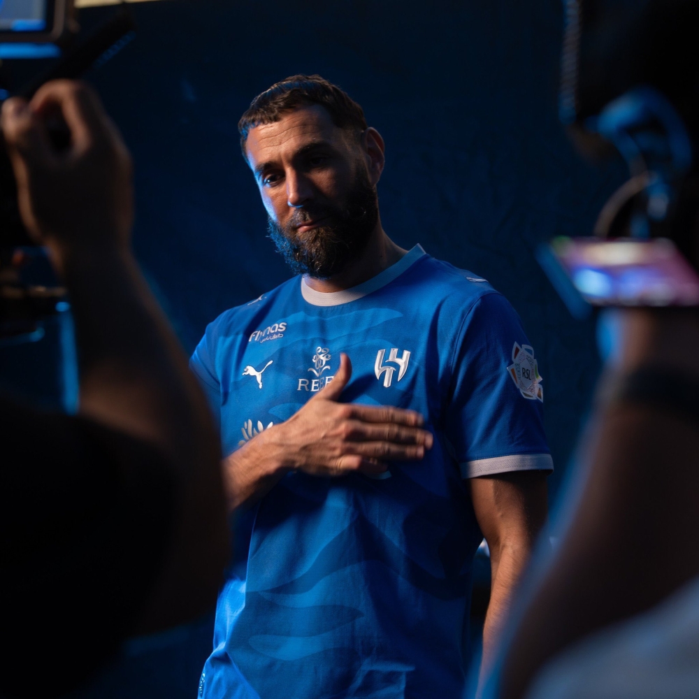 سكاي سبورت: كريم بنزيما قد يغادر الهلال في الصيفية