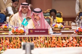 وزير الخارجية خلال 