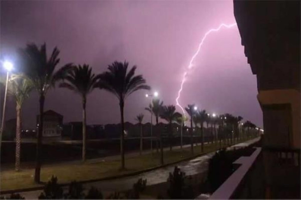 الدفاع المدني يحذر: أمطار رعدية على معظم المناطق حتى الثلاثاء