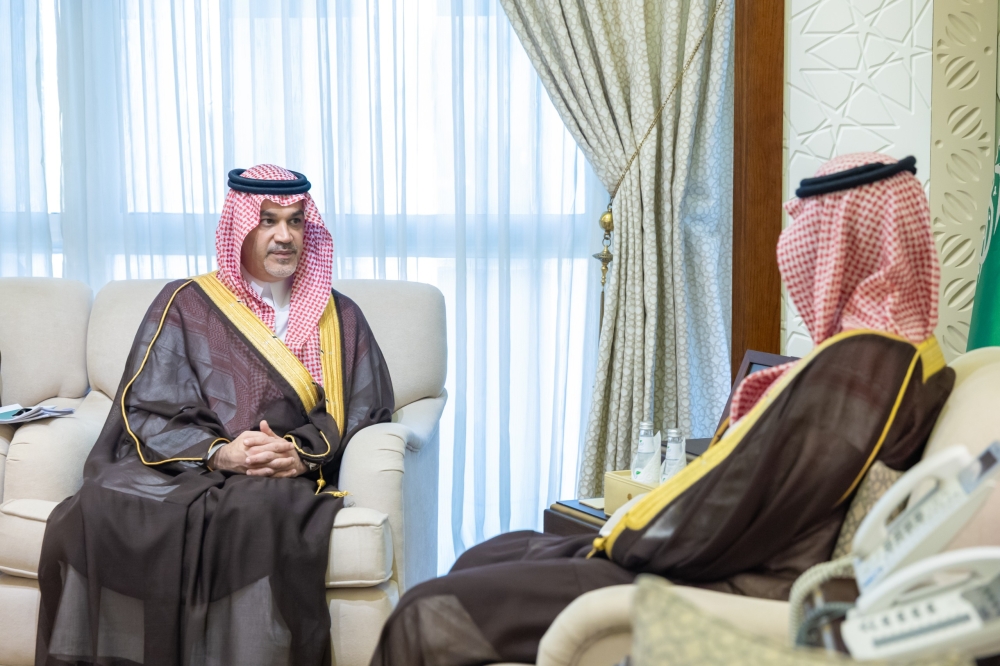 نائب أمير الشرقية يستقبل معالي وزير الاستثمار
