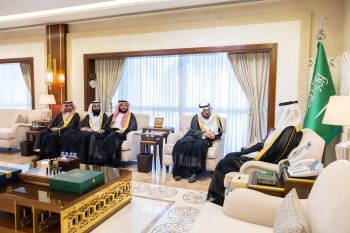 نائب أمير الشرقية يتابع إنجازات جمعية يعمر للعناية بالمساجد - اليوم