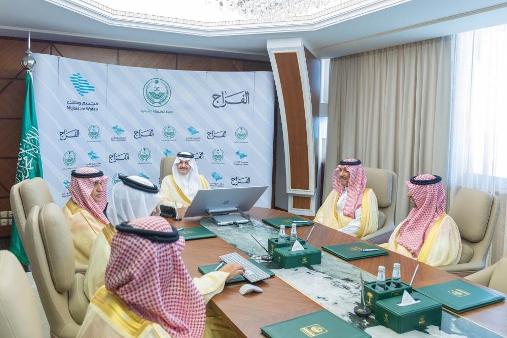 أمير الشرقية يستقبل القائمين على مجسم 