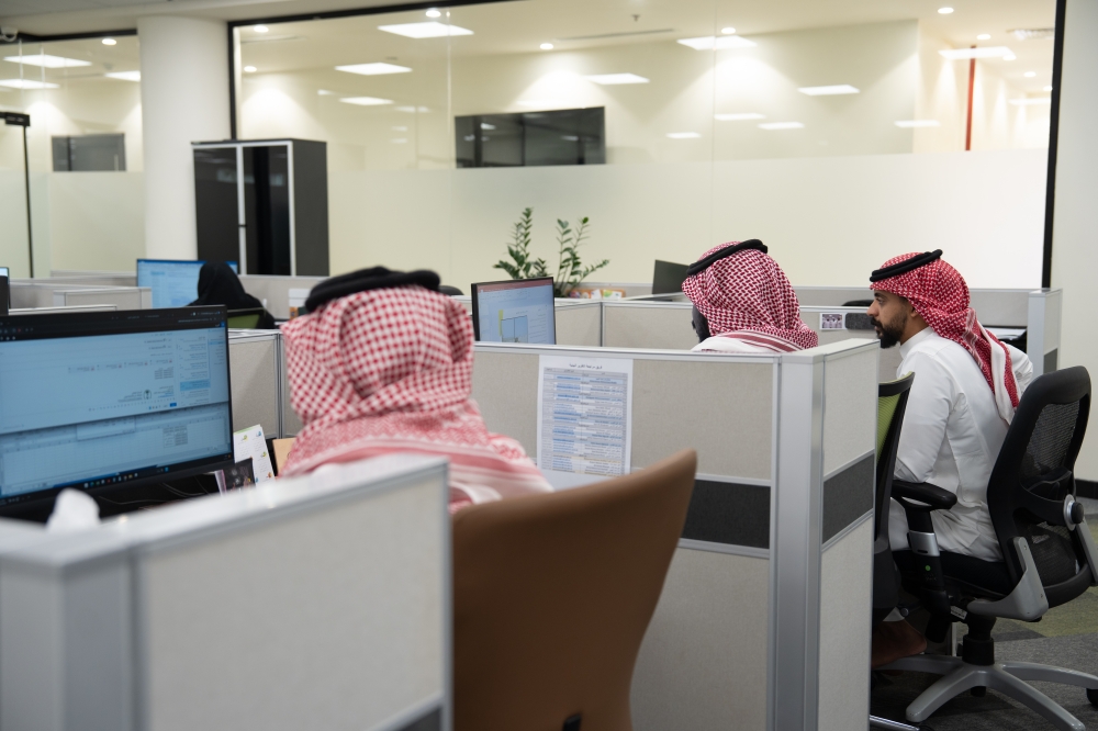 2679 مختصًا سعوديًا يقودون 51% من الخدمات البيئية بالمملكة