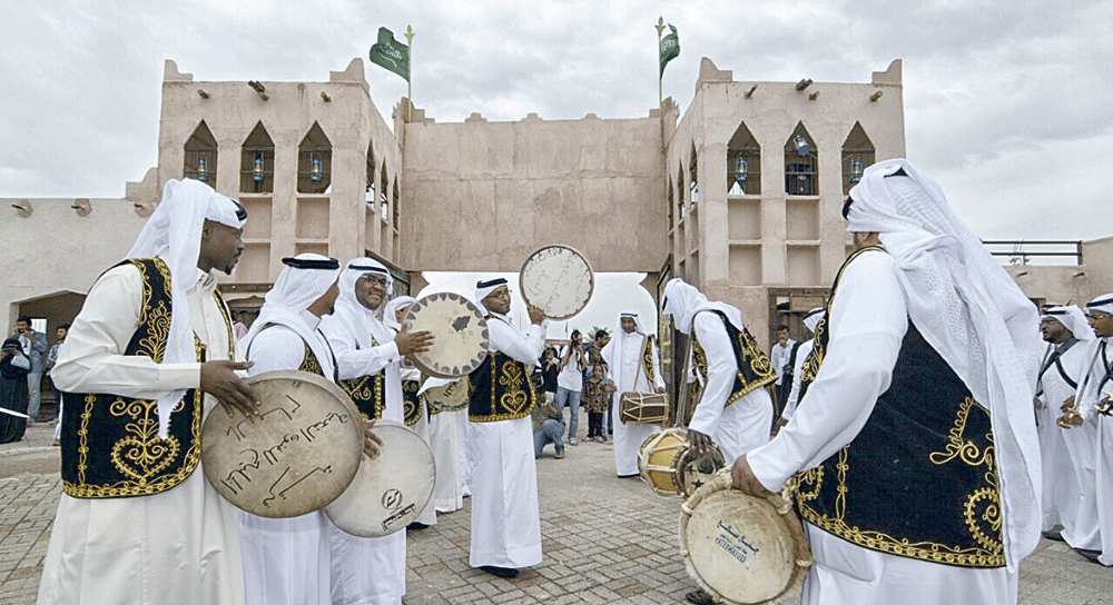 الفنون الشعبية سجلت حضورا لافتا بفعاليات العام الماضي 