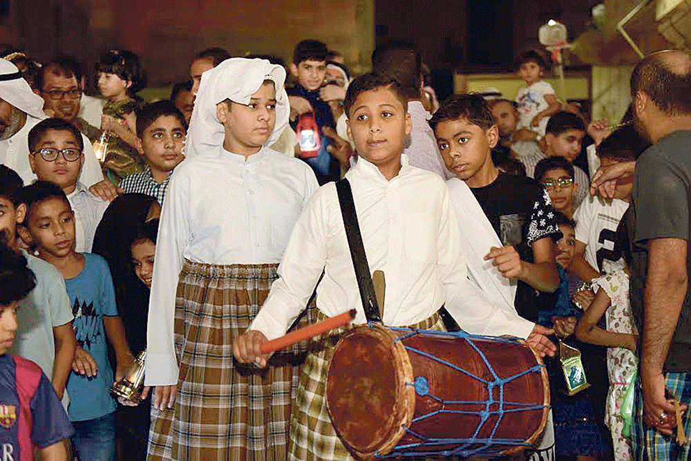 أهازيج خاصة رددها الأطفال في المناسبة (تصوير: عيسى ال طلاق)