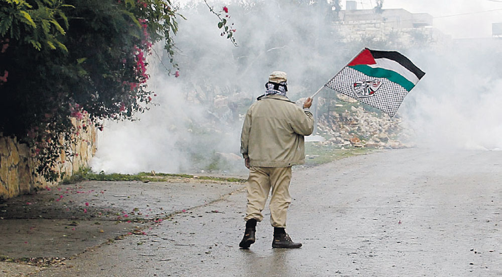 مواجهات بين متظاهرين فلسطينيين وقوات الاحتلال خارج قرية كفر قدوم قرب نابلس